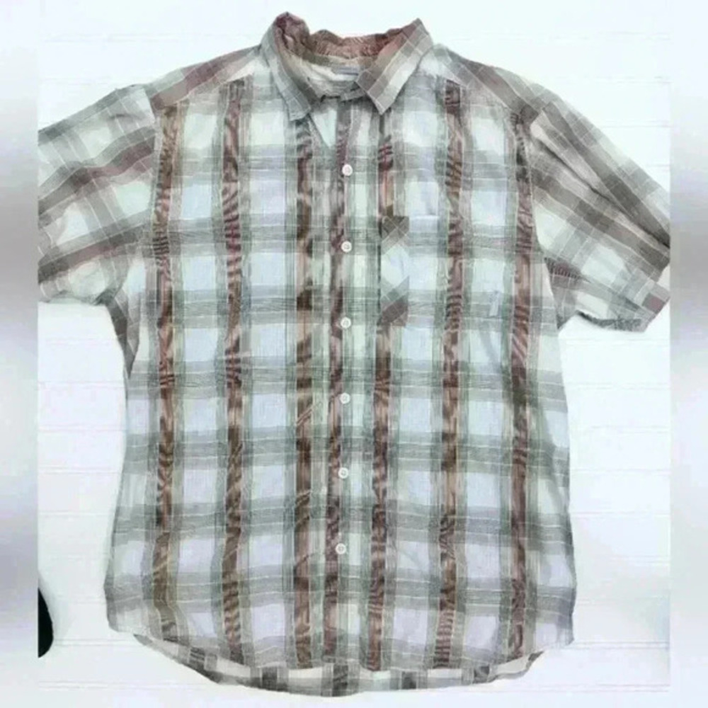 Columbia Plaid Omni-Wick Button Down Shirt